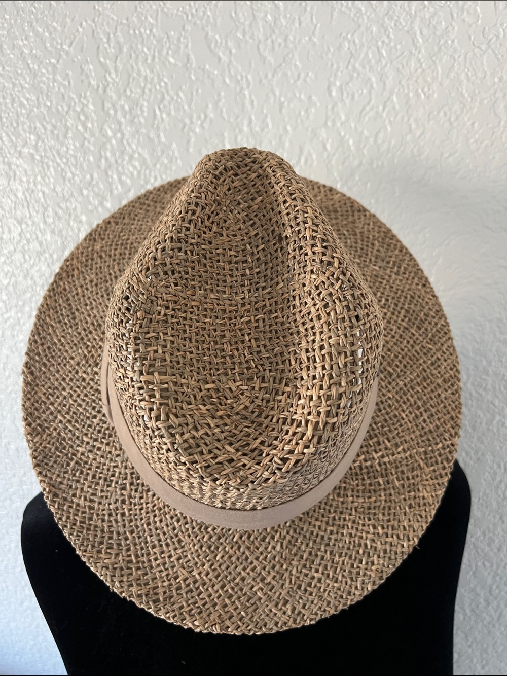 NWOT Dockers Tan Straw Fedora with Beige Band, natural fibers - Picture 4 of 9